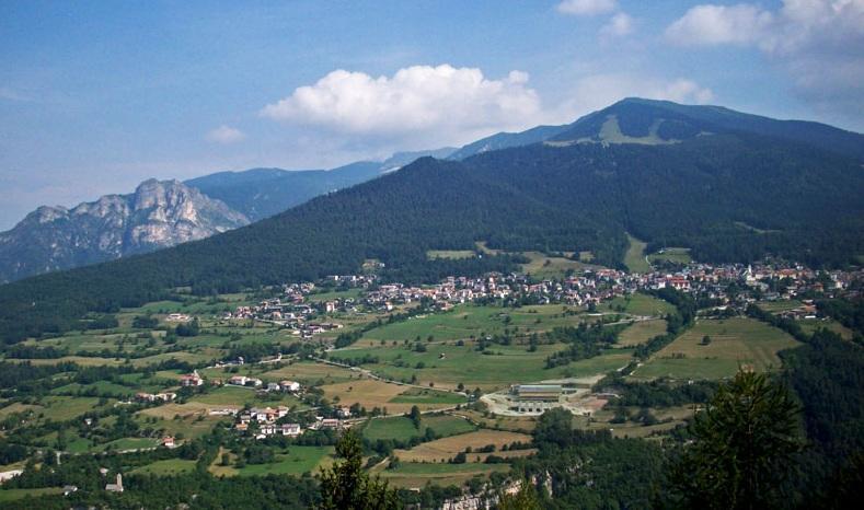 Trentino Apartments - Casa Marzari Фольгария Экстерьер фото