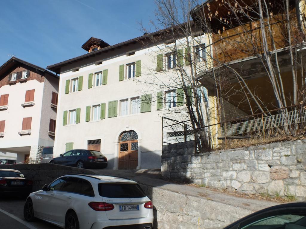 Trentino Apartments - Casa Marzari Фольгария Экстерьер фото